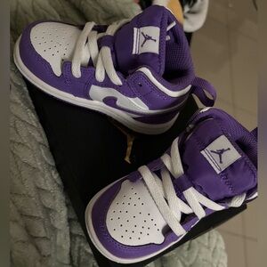 Purple Venom/White Toddler Jordan 1 (TD)